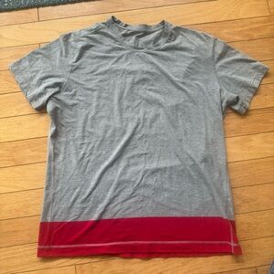 Lululemon tshirt